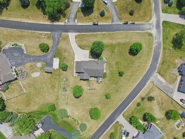 13072 W Woodworth Drive, Evansville, WI 53536