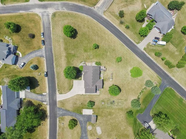 13072 W Woodworth Drive, Evansville, WI 53536