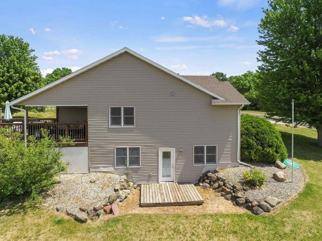 13072 W Woodworth Drive, Evansville, WI 53536