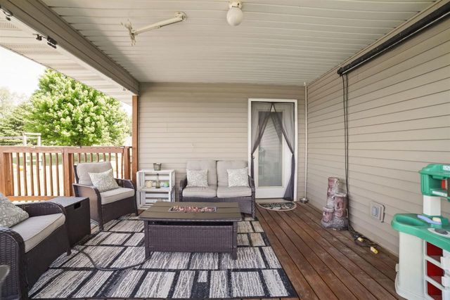 13072 W Woodworth Drive, Evansville, WI 53536