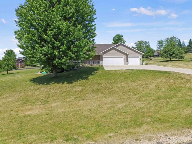 13072 W Woodworth Drive, Evansville, WI 53536