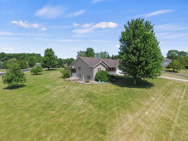 13072 W Woodworth Drive, Evansville, WI 53536