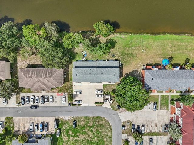 210 MAJORS LANE B, Kissimmee, FL 34743