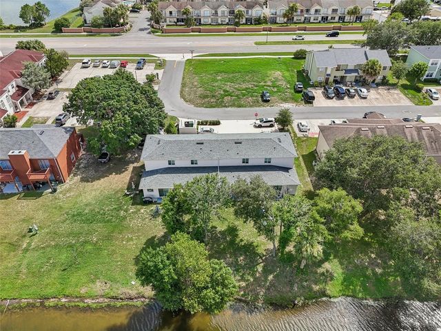 210 MAJORS LANE B, Kissimmee, FL 34743