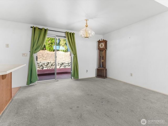 7426 7428 63rd Street Ct W, University Place, WA 98467