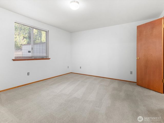 7426 7428 63rd Street Ct W, University Place, WA 98467