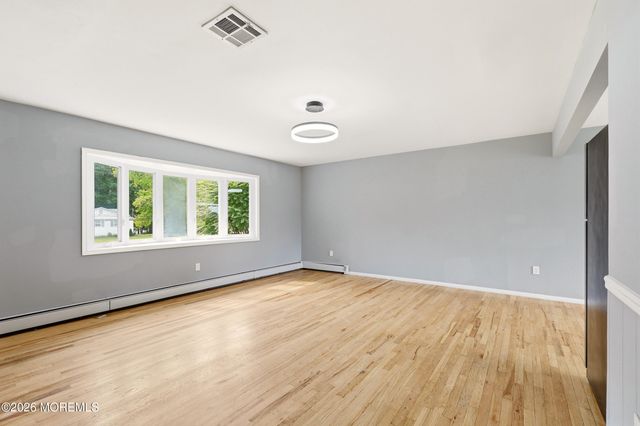 295 Fort Plains Road, Howell, NJ 07731