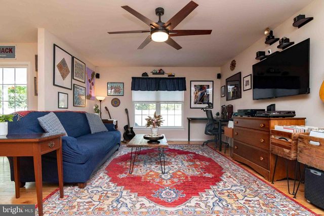 10 MARIGOLD LN, Greenwood, DE 19950