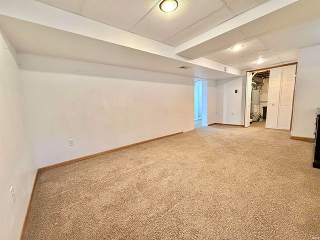 2418 Melrose Avenue, Evansville, IN 47711