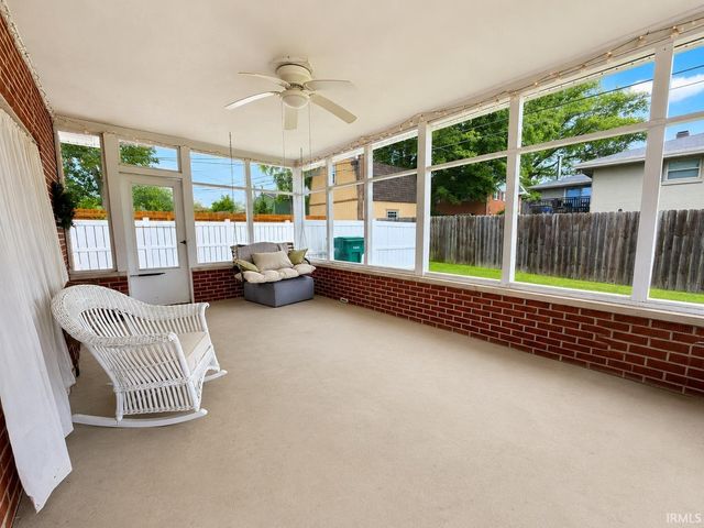 2418 Melrose Avenue, Evansville, IN 47711