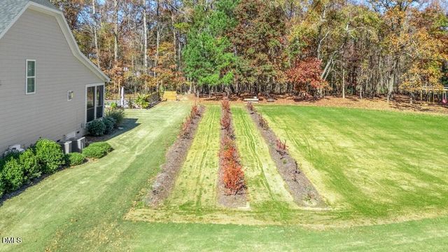 80 Paddocks Court, Zebulon, NC 27597