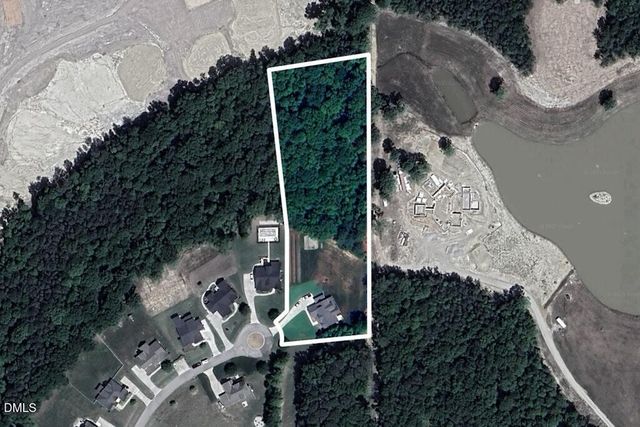 80 Paddocks Court, Zebulon, NC 27597