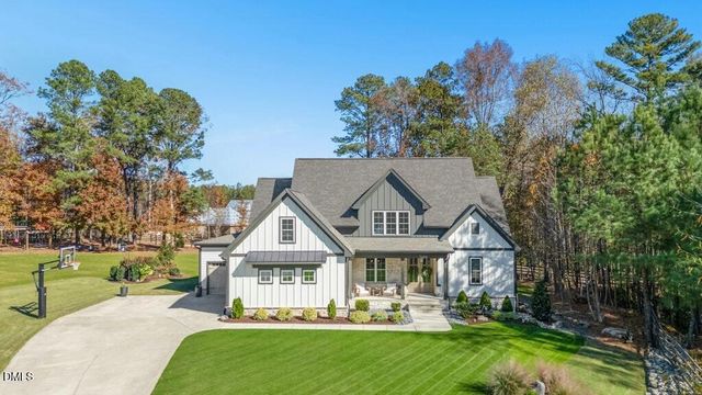 80 Paddocks Court, Zebulon, NC 27597