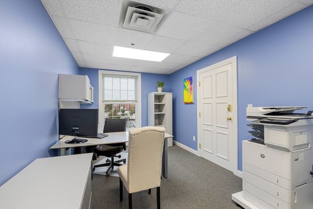 10 Cedar St 25, Woburn, MA 01801