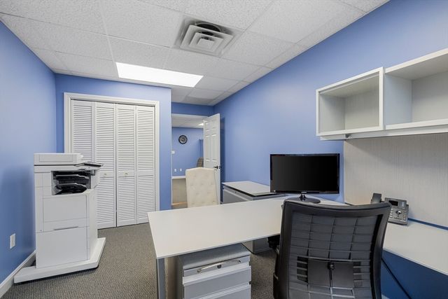 10 Cedar St 25, Woburn, MA 01801