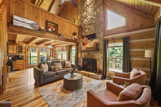 3520 Noel Hill Way, Sevierville, TN 37876