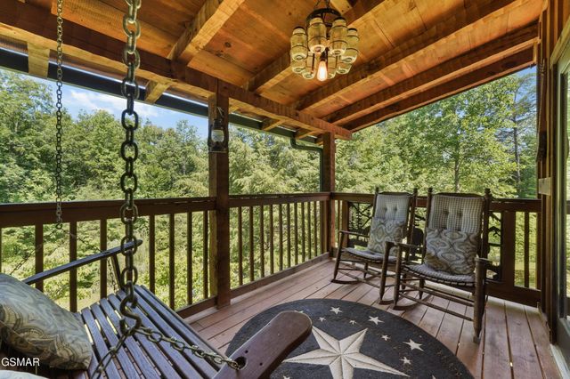 3520 Noel Hill Way, Sevierville, TN 37876