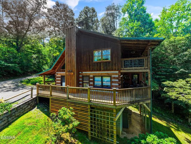 3520 Noel Hill Way, Sevierville, TN 37876