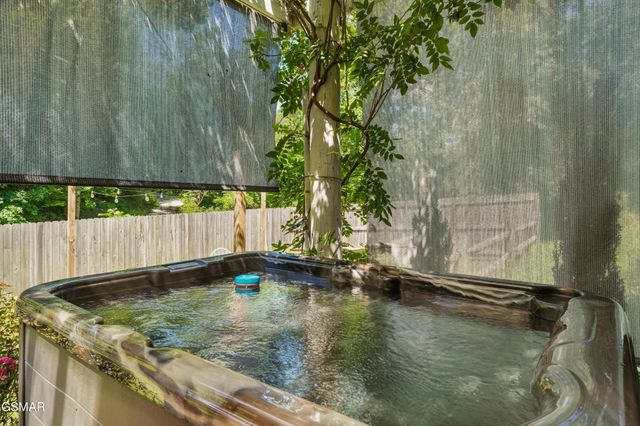 3520 Noel Hill Way, Sevierville, TN 37876