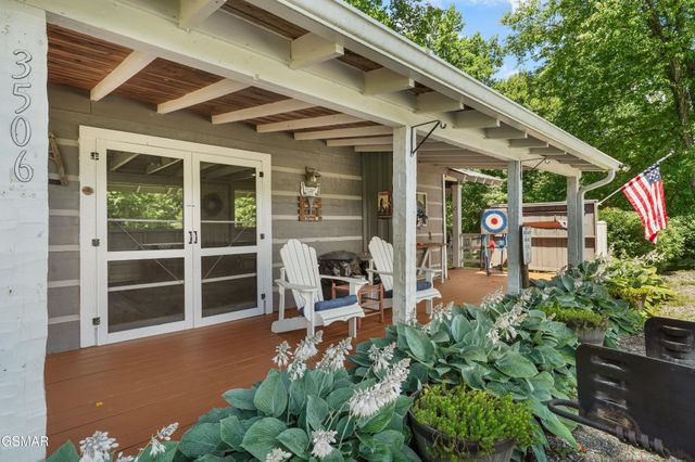 3520 Noel Hill Way, Sevierville, TN 37876