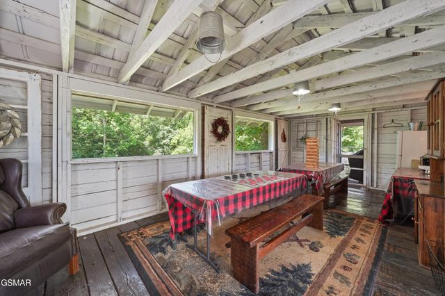 3520 Noel Hill Way, Sevierville, TN 37876