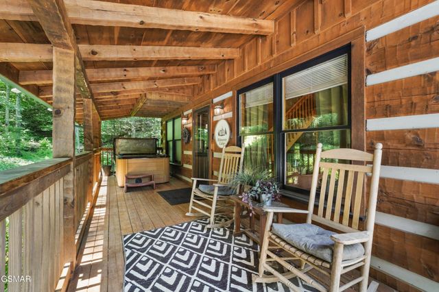 3520 Noel Hill Way, Sevierville, TN 37876