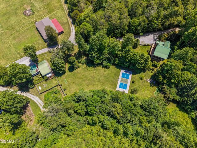 3520 Noel Hill Way, Sevierville, TN 37876
