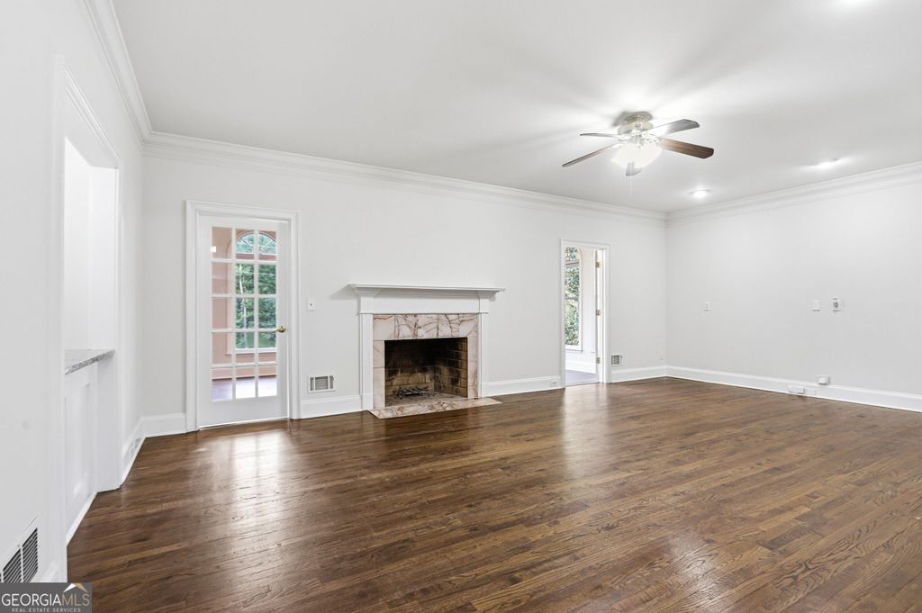 1102 Timber Glen Court SW, Lilburn, GA 30047 — photo 3