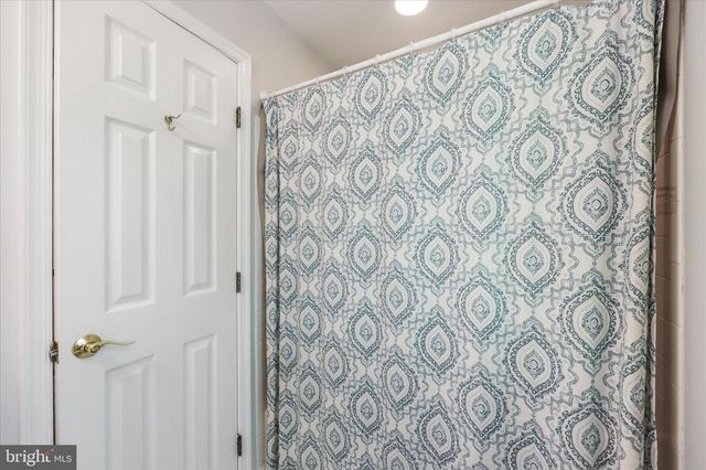 7219 WILSON RD, Mount Airy, MD 21771