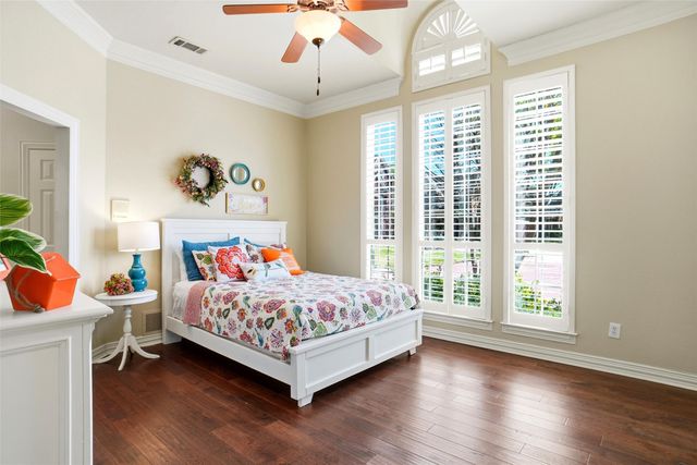 3302 Sweet Gum Lane, Grapevine, TX 76051