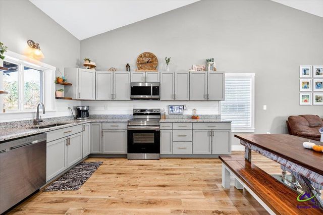 1872 Smith Road, Forsyth, GA 31029