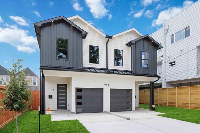 217 Pheasant Street A And B, Houston, TX 77018