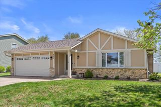 8674 Wildwood DRIVE, Oak Creek, WI 53154