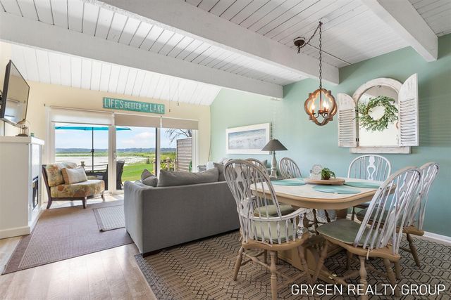 566 Wind Drift Lane 23, Spring Lake, MI 49456