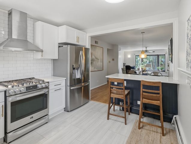 1612 W Farwell Avenue 3C, Chicago, IL 60626