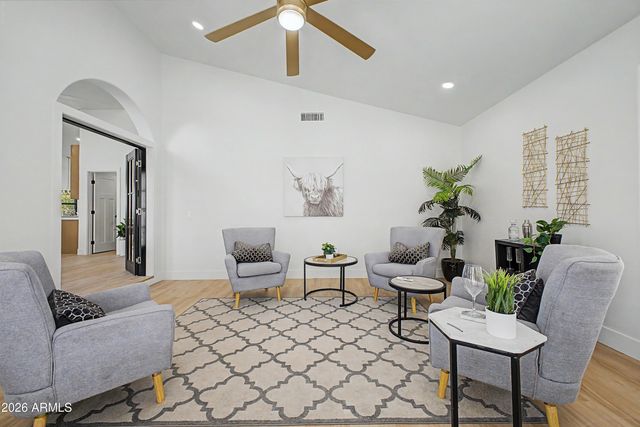 6002 E WINCHCOMB Drive, Scottsdale, AZ 85254