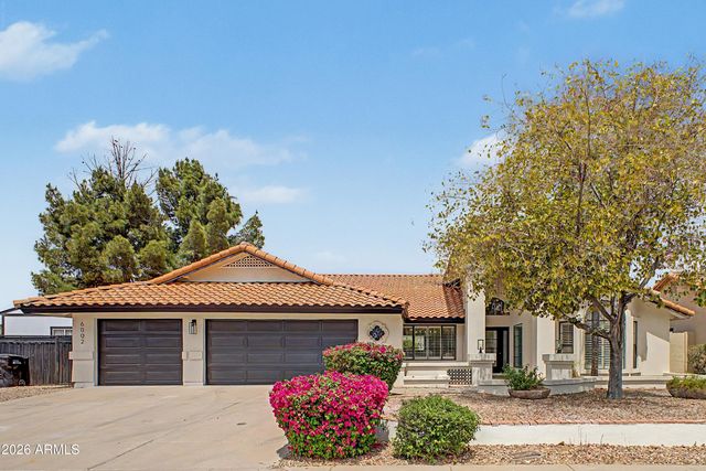 6002 E WINCHCOMB Drive, Scottsdale, AZ 85254