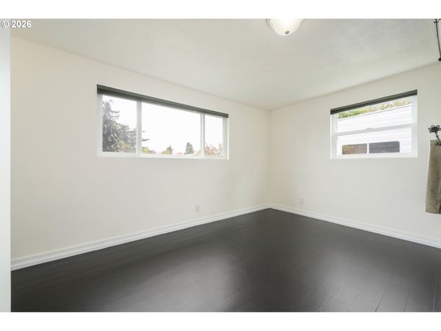 671 TANEY St, Eugene, OR 97402