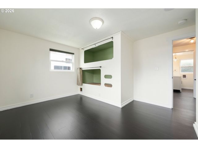 671 TANEY St, Eugene, OR 97402