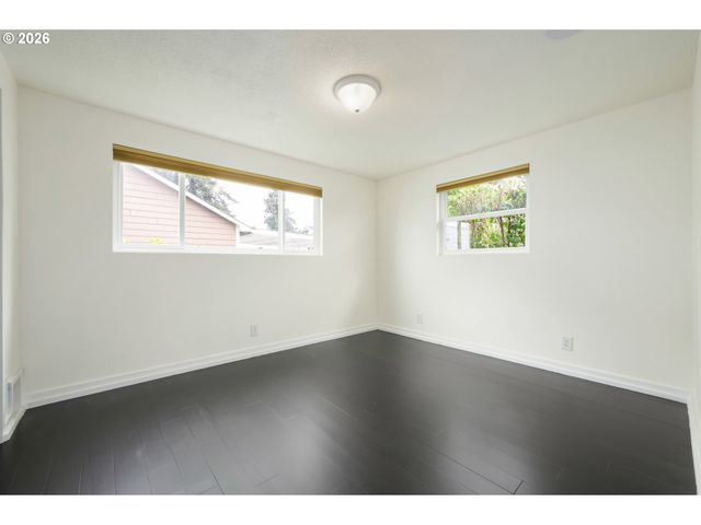 671 TANEY St, Eugene, OR 97402