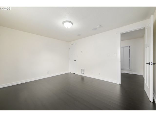 671 TANEY St, Eugene, OR 97402