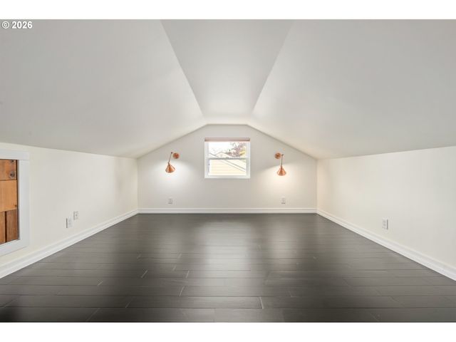 671 TANEY St, Eugene, OR 97402