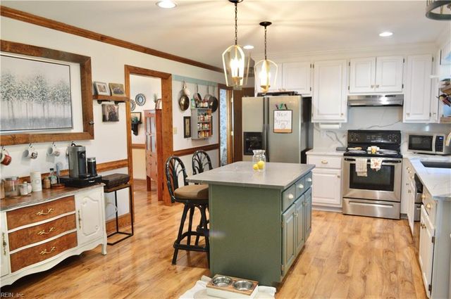 103 Royal Oak CT, Suffolk, VA 23434