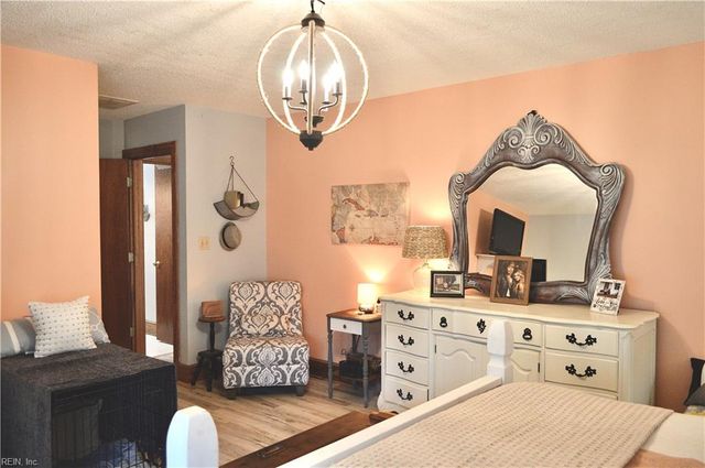 103 Royal Oak CT, Suffolk, VA 23434