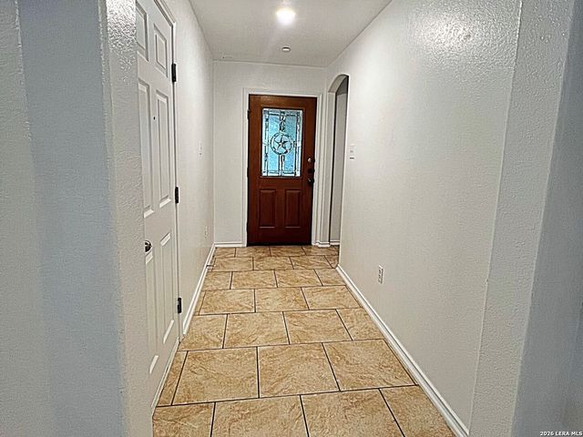 2119 MOBEETIE TRL, San Antonio, TX 78245