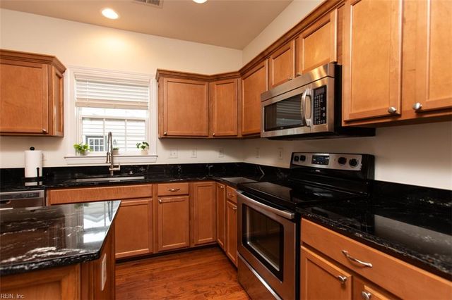 208 Lewis Burwell PL, Williamsburg, VA 23185