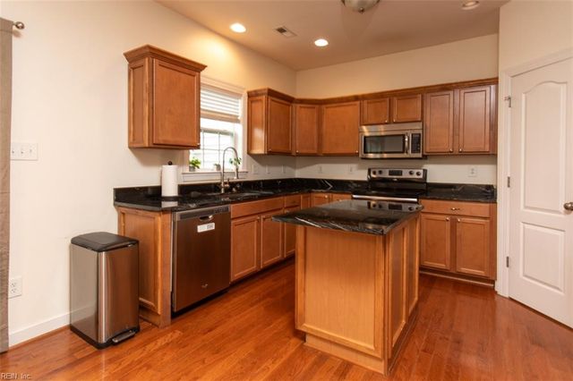 208 Lewis Burwell PL, Williamsburg, VA 23185