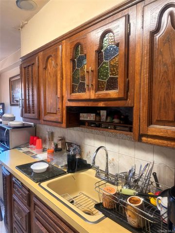 1312 E 54th Street, Brooklyn, NY 11234