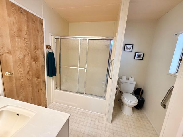 2300 W Morton Avenue 160, Porterville, CA 93257