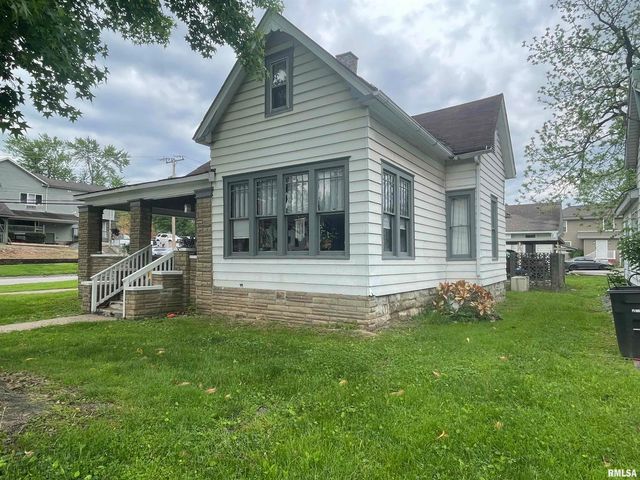 408 S UNIVERSITY Avenue, Carbondale, IL 62901